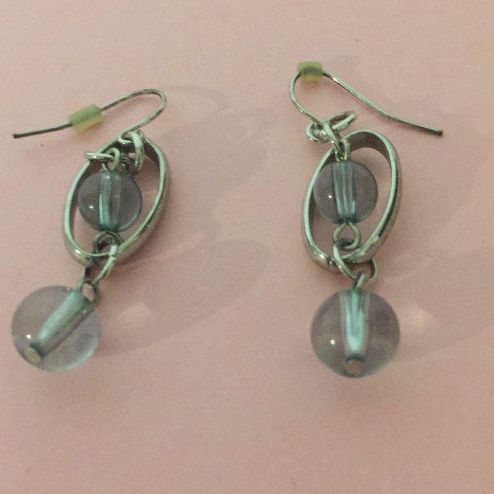 Vintage earrings jewelry, pierced, 1 1/4”